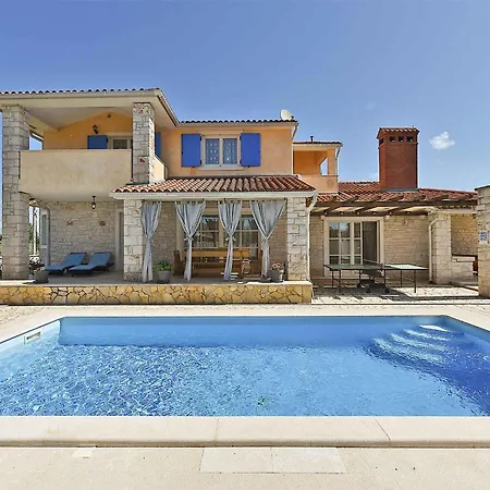 Villa With Pool In Vodnjan-vodnjan Vodnjan