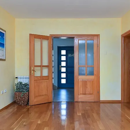 Villa With Pool In Vodnjan-vodnjan *